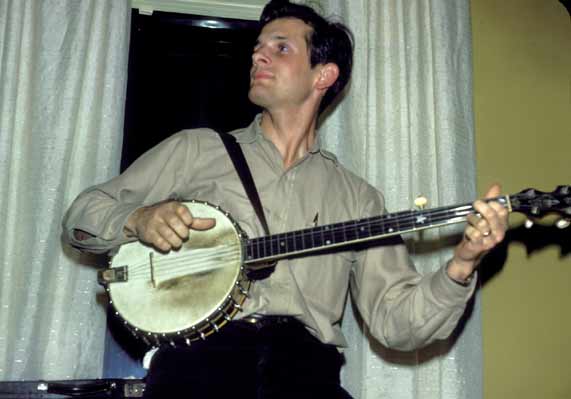 Mike & banjo, 1964