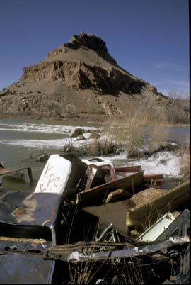 Car Dam